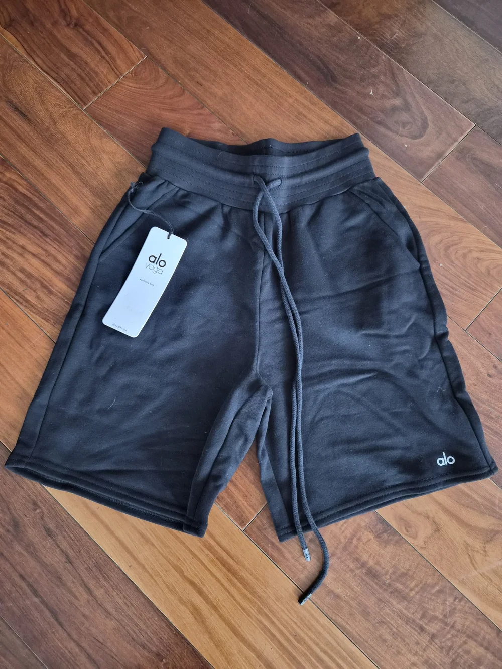 NWT Alo Yoga High-Waist Easy Sweat Short Black XS